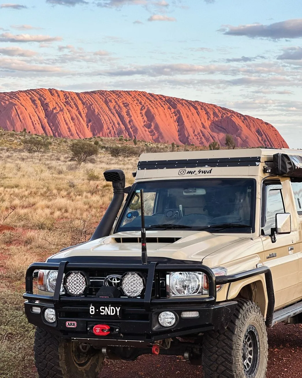How to visit Uluru without a car?