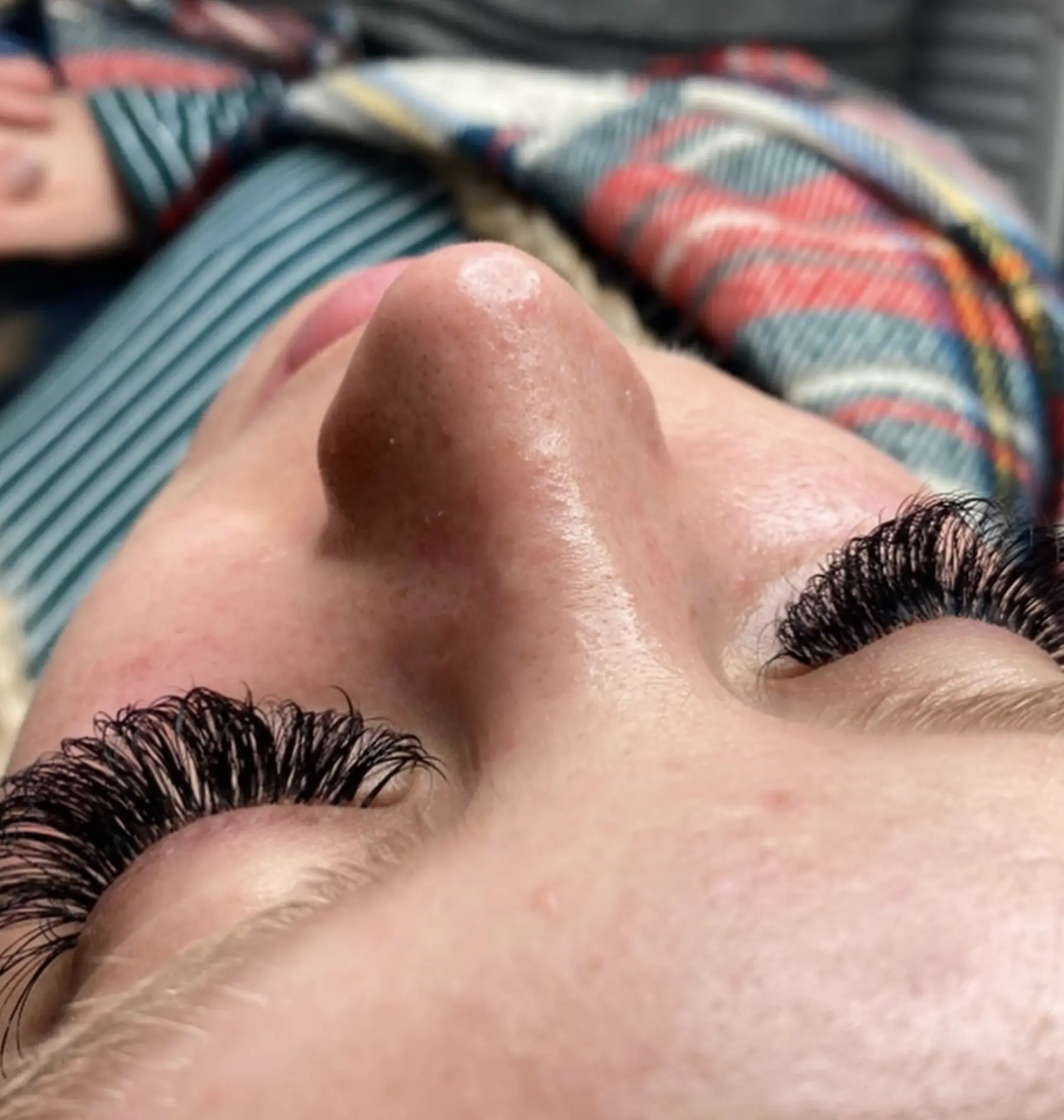 Mobreed | What to ask for if you want natural looking lash extensions? what to ask for at lash appointment